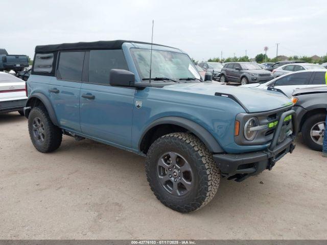  Salvage Ford Bronco