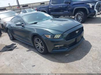  Salvage Ford Mustang