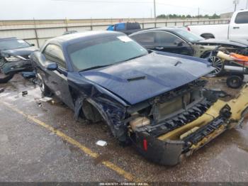  Salvage Dodge Challenger