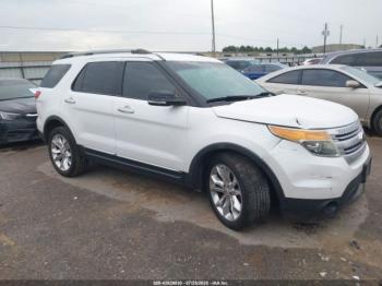  Salvage Ford Explorer