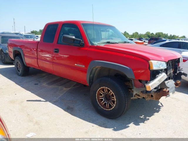  Salvage Chevrolet Silverado 2500
