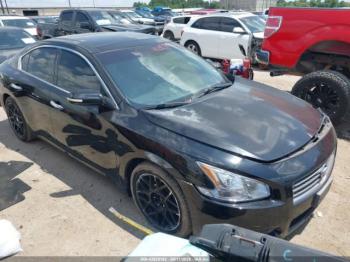  Salvage Nissan Maxima