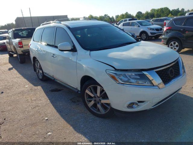  Salvage Nissan Pathfinder