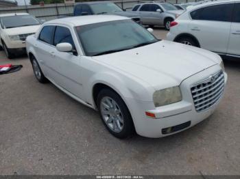  Salvage Chrysler 300