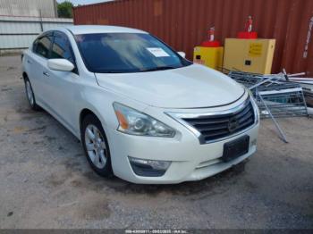  Salvage Nissan Altima