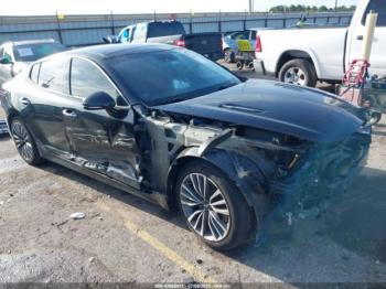  Salvage Kia Stinger