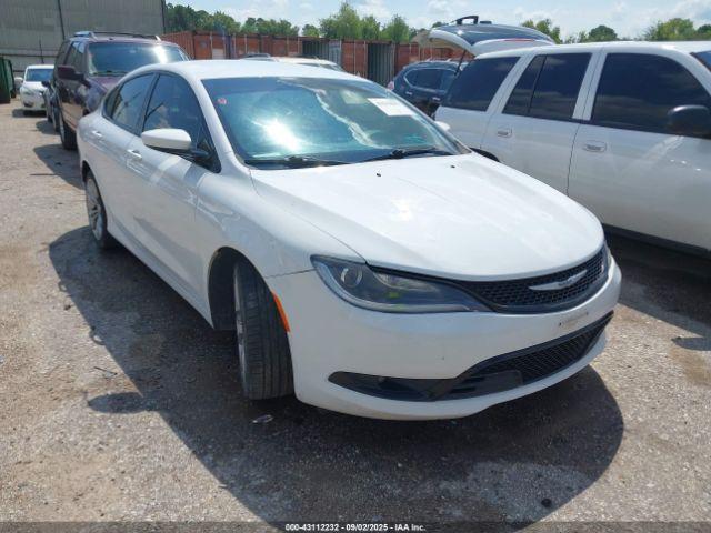  Salvage Chrysler 200