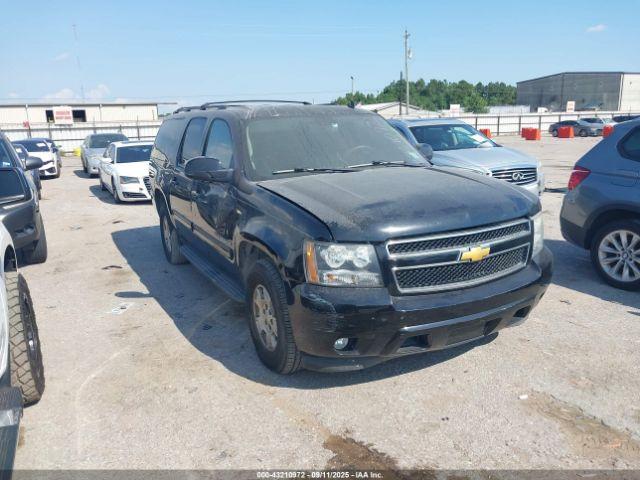  Salvage Chevrolet Suburban 1500