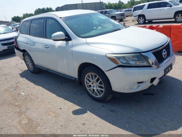 Salvage Nissan Pathfinder