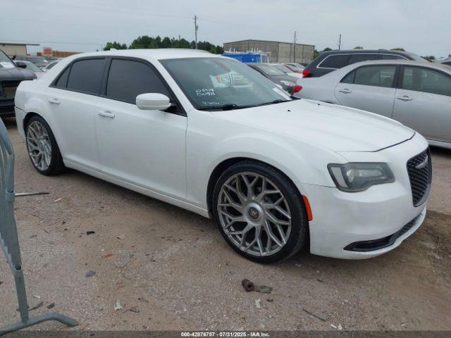  Salvage Chrysler 300
