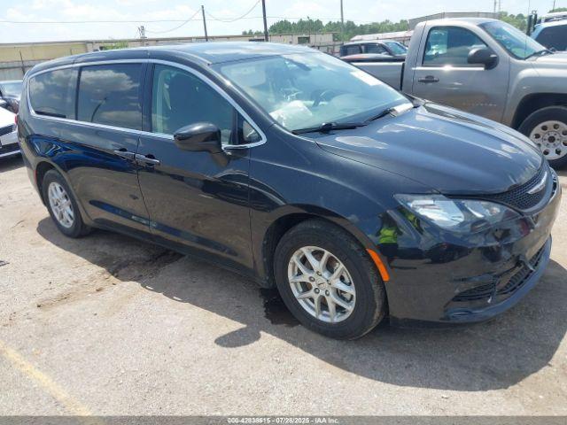  Salvage Chrysler Voyager
