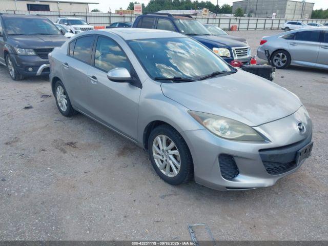  Salvage Mazda Mazda3