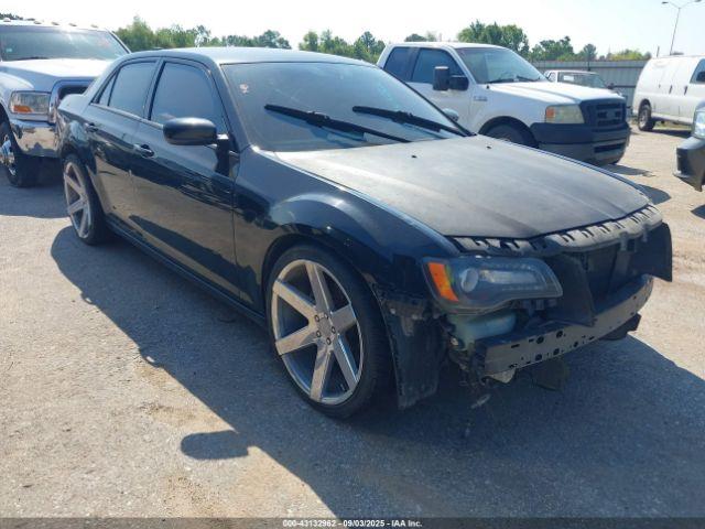  Salvage Chrysler 300