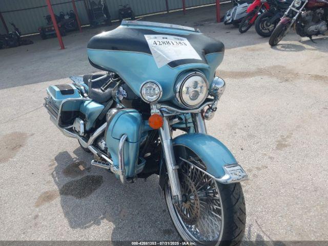 Salvage Harley-Davidson Flhtcui