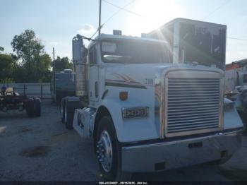  Salvage Freightliner Conventional
