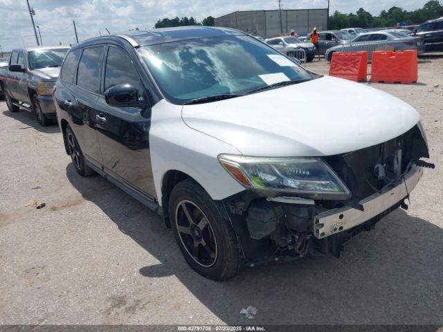  Salvage Nissan Pathfinder