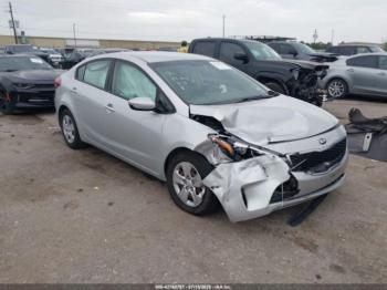  Salvage Kia Forte
