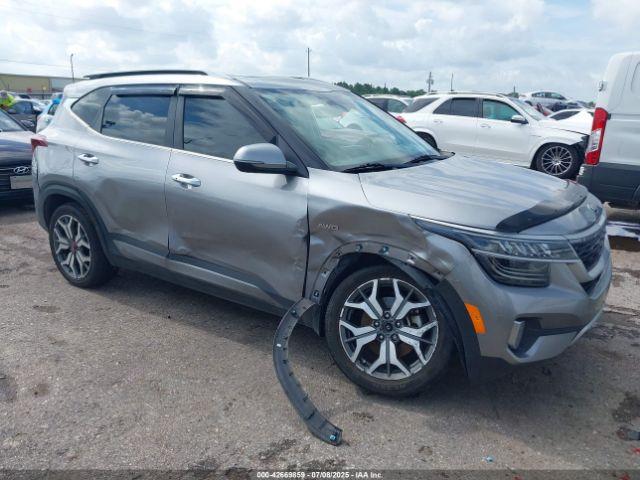  Salvage Kia Seltos