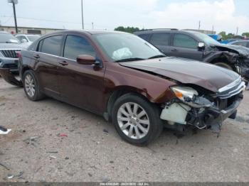  Salvage Chrysler 200