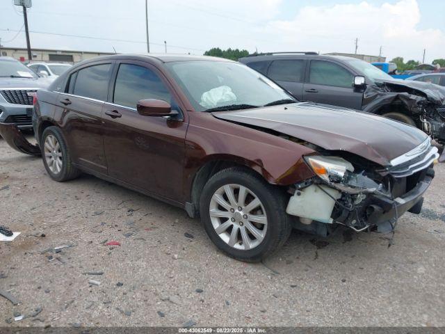  Salvage Chrysler 200
