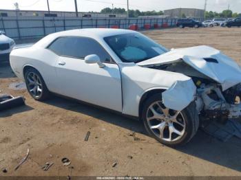  Salvage Dodge Challenger
