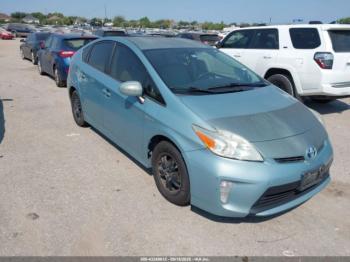  Salvage Toyota Prius