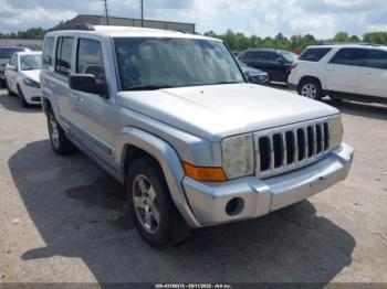  Salvage Jeep Commander