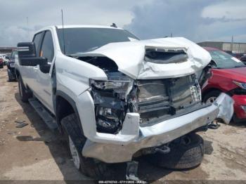  Salvage Chevrolet Silverado 2500