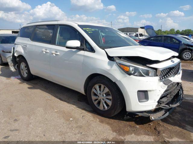  Salvage Kia Sedona