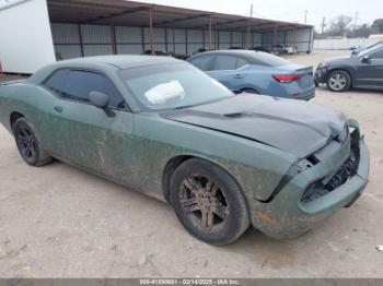  Salvage Dodge Challenger
