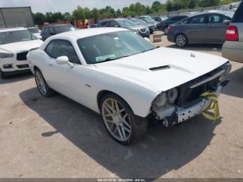  Salvage Dodge Challenger