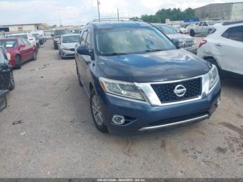  Salvage Nissan Pathfinder