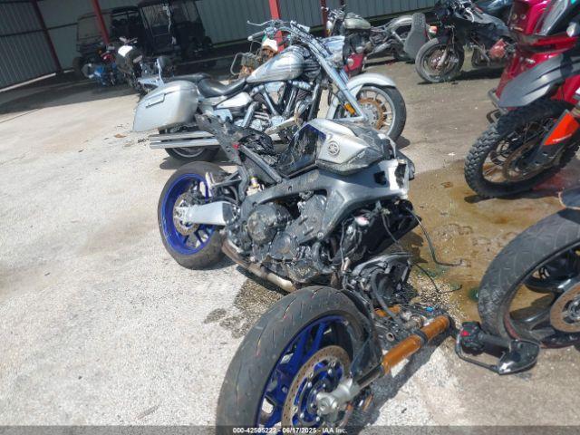  Salvage Yamaha Mt09