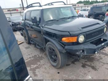  Salvage Toyota FJ Cruiser