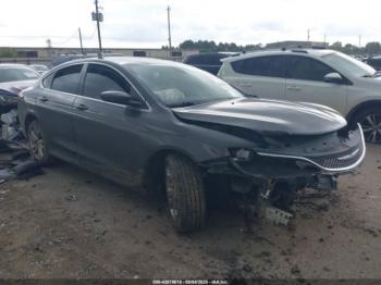  Salvage Chrysler 200