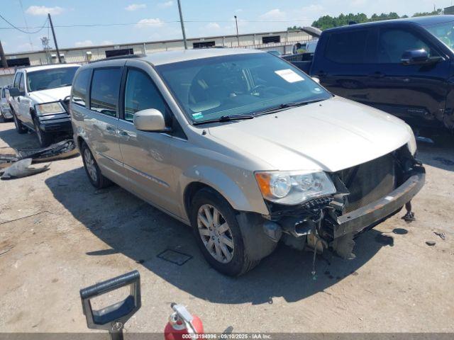  Salvage Chrysler Town & Country