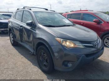  Salvage Toyota RAV4