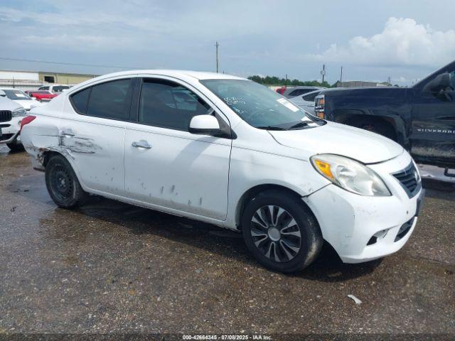  Salvage Nissan Versa