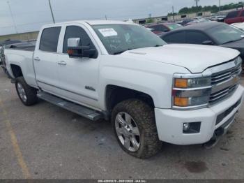  Salvage Chevrolet Silverado 2500