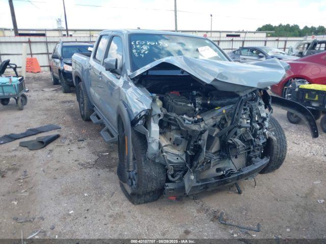 Salvage Nissan Frontier