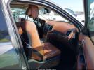 Jeep Grand Cherokee Overland Image 13