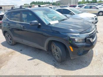  Salvage Kia Seltos