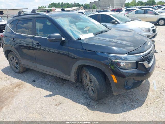  Salvage Kia Seltos