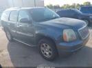 GMC Yukon Denali Image 1