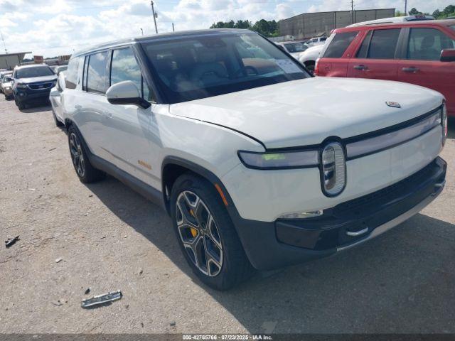  Salvage Rivian R1s