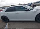 Chrysler 300 Touring Image 12