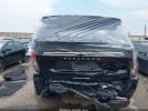 Chevrolet Suburban 2wd Ls Image 3