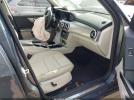 Mercedes-Benz GLK Image 2