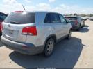 Kia Sorento Lx Image 12