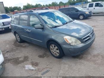  Salvage Hyundai Entourage